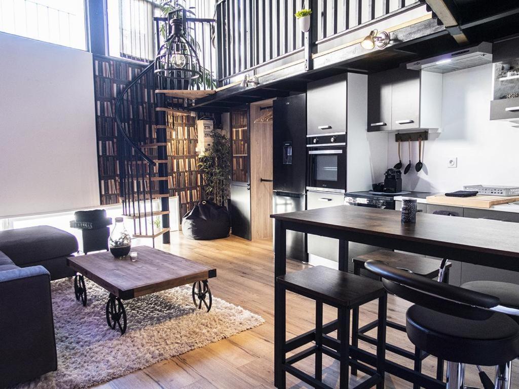 Apartament Palais Des Reves Niort Zewnętrze zdjęcie